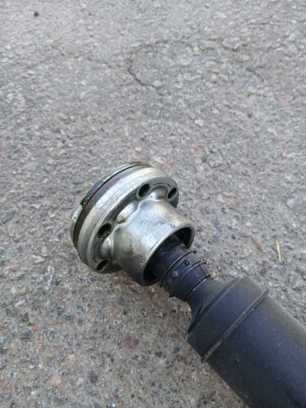 Карданный вал XC90 2016 t27 Карданный вал XC90 2016 t27