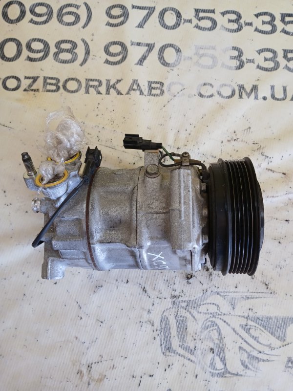 Компрессор кондиционера Volvo XC90 t27 Компрессор кондиционера Volvo XC90 t27