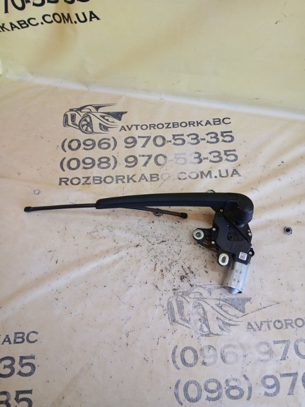 Запчасть мотор стеклоочистителя задний Audi Q8 2019 DCBD 4K9955711 Б/У Мотор стеклоочистителя задний Audi Q8 2019 DCBD 4K9955711 Б/У