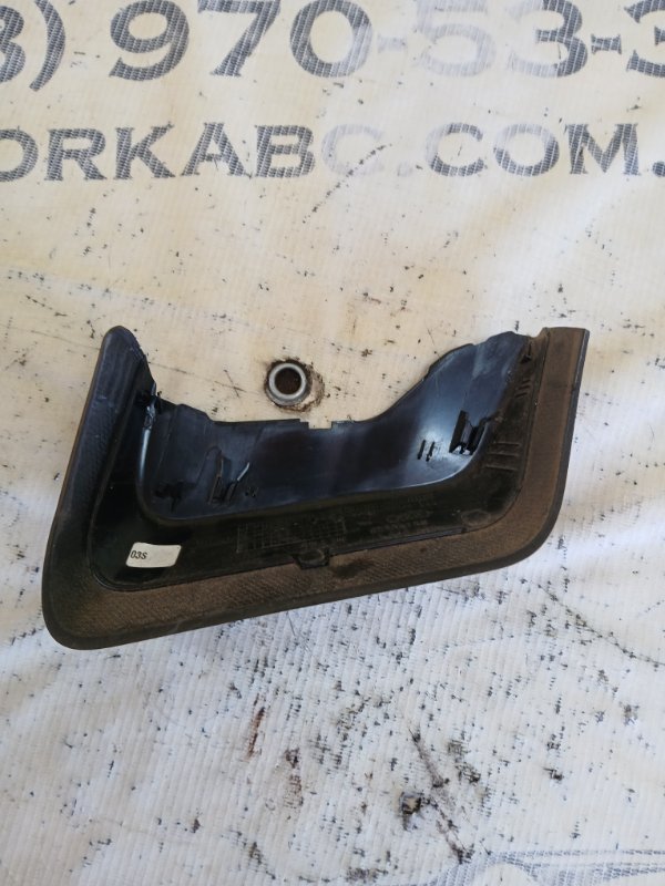 Накладка стоп-сигнала задняя правая Audi Q8 DCBD Накладка стоп-сигнала задняя правая Audi Q8 DCBD