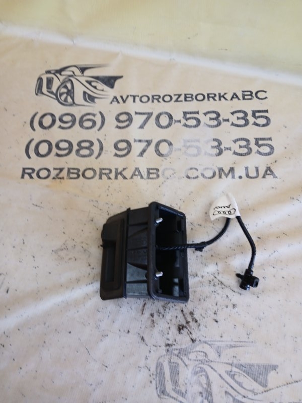 Запчасть камера заднего вида задняя Audi Q8 2019 DCBD 760 827 566 Б/У Камера заднего вида задняя Audi Q8 2019 DCBD 760 827 566 Б/У