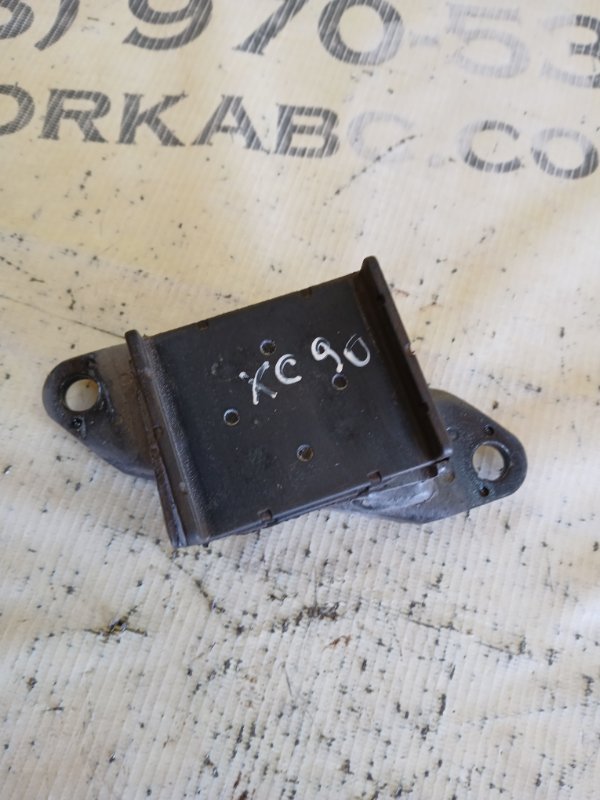 Опора рессоры XC90 2016 t27 Опора рессоры XC90 2016 t27