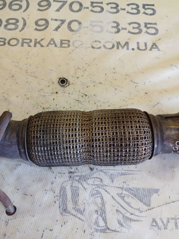 Приемная труба глушителя Volvo XC90 t27 Приемная труба глушителя Volvo XC90 t27