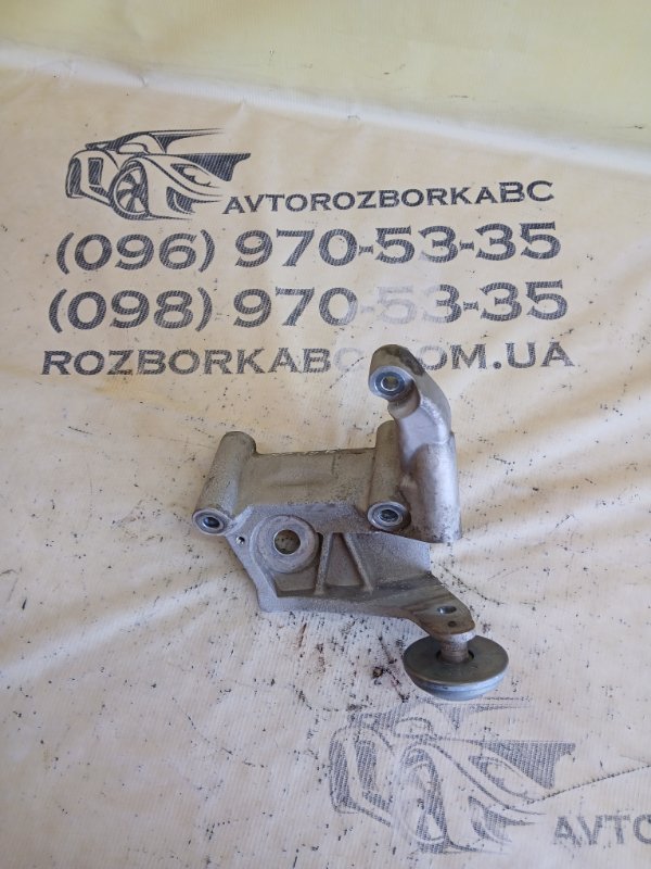 Запчасть кронштейн подушки двигателя передний правый Volvo XC90 2016 t27 31430470 Б/У Кронштейн подушки двигателя передний правый Volvo XC90 2016 t27 31430470 Б/У