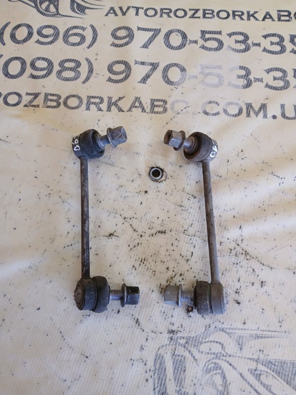 Стойка стабилизатора передняя XC90 2016 t27 Стойка стабилизатора передняя XC90 2016 t27