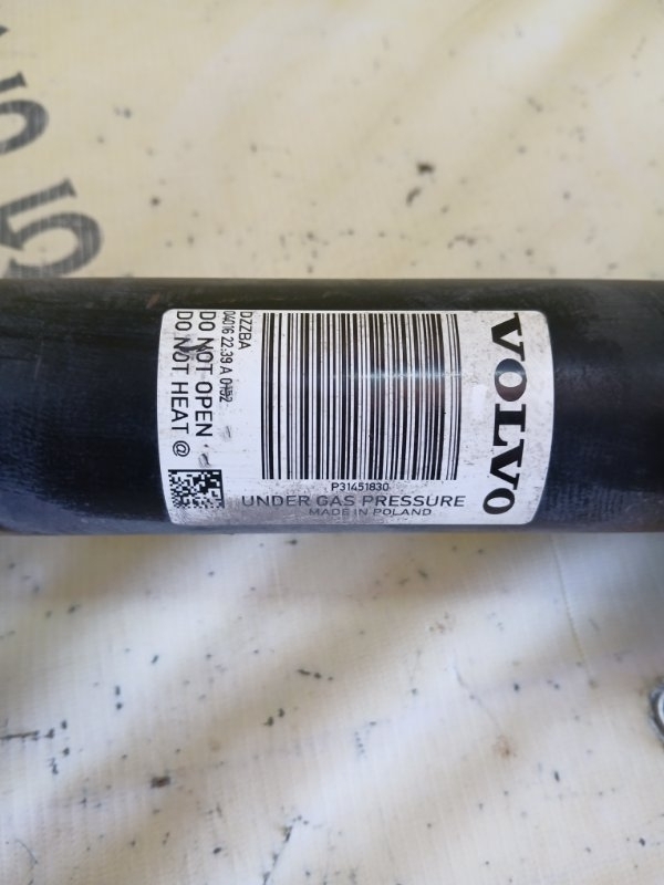 Амортизатор передний XC90 2016 t27 Амортизатор передний XC90 2016 t27