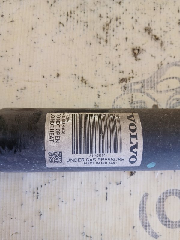 Амортизатор задний правый XC90 2016 t27 Амортизатор задний правый XC90 2016 t27