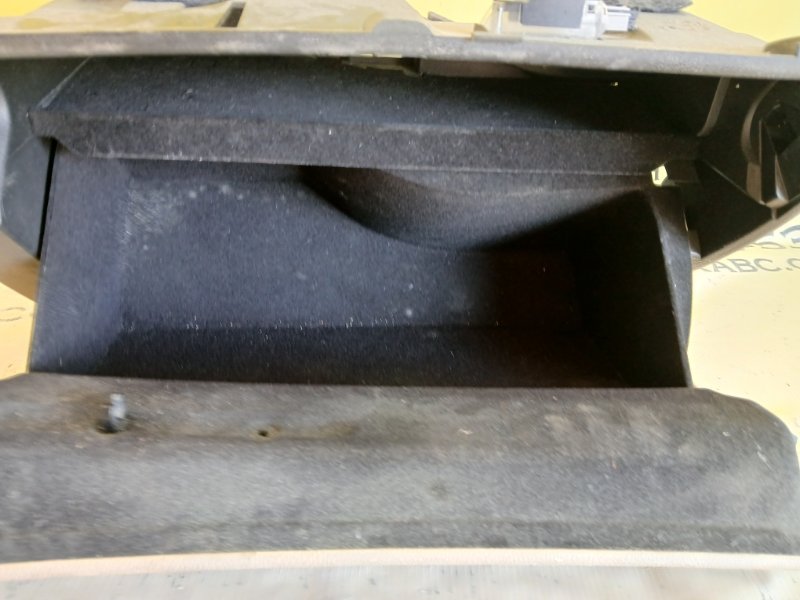 Бардачек Mercedes-Benz GLC 300 X253 27492031846862 Бардачек Mercedes-Benz GLC 300 X253 27492031846862