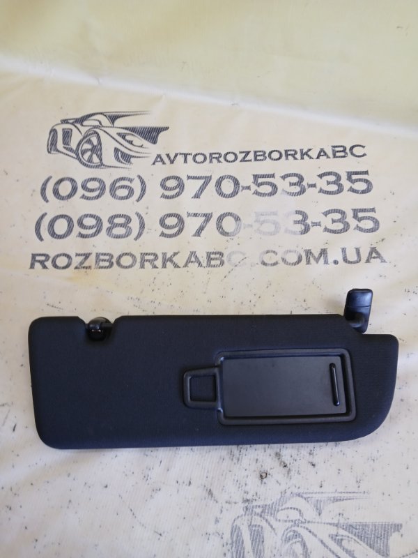 Запчасть козырек солнцезащитный передний правый Audi Q8 2019 3.0 DCBD 4M8 857 552 F YW5 Б/У Козырек солнцезащитный передний правый Audi Q8 2019 3.0 DCBD 4M8 857 552 F YW5 Б/У