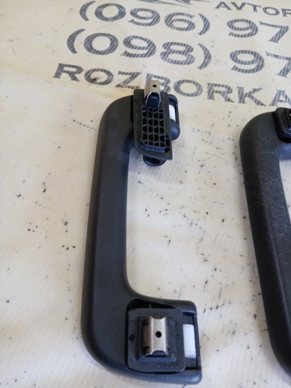 Ручка салону Audi Q8 3.0 DCBD Ручка салону Audi Q8 3.0 DCBD