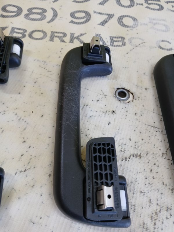 Ручка салону Q8 2019 3.0 DCBD Ручка салону Q8 2019 3.0 DCBD