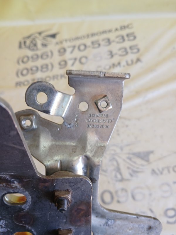 Кронштейн Volvo XC90 t27 Кронштейн Volvo XC90 t27