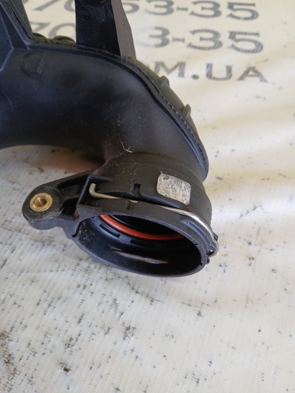 Патрубок Volvo XC90 t27 Патрубок Volvo XC90 t27