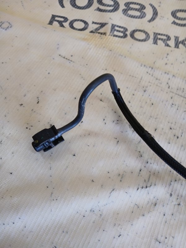 Трубка системы охлаждения XC90 2016 t27 Трубка системы охлаждения XC90 2016 t27