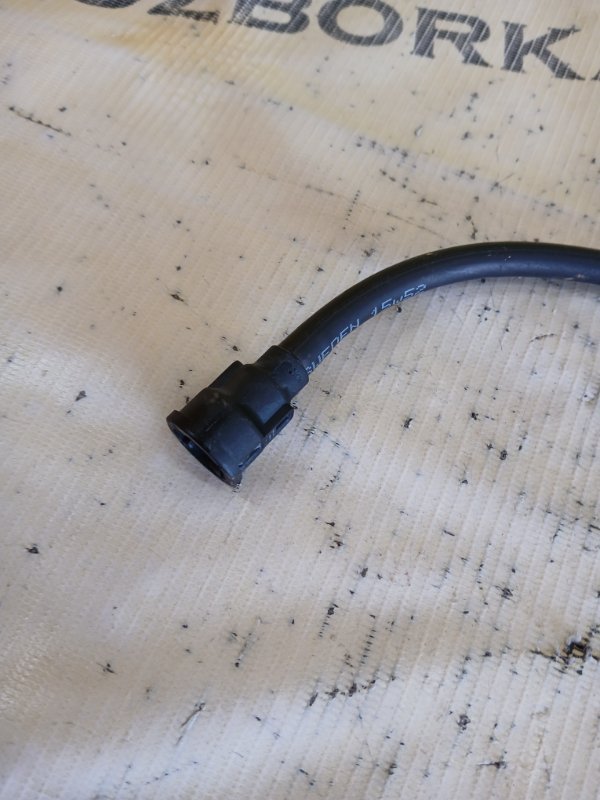 Трубка вентиляционная XC90 2016 t27 Трубка вентиляционная XC90 2016 t27