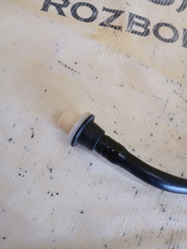 Трубка вакуума XC90 2016 t27 Трубка вакуума XC90 2016 t27