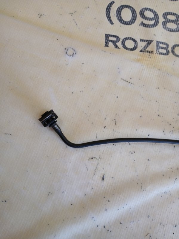 Трубка системы охлаждения XC90 2016 t27 Трубка системы охлаждения XC90 2016 t27