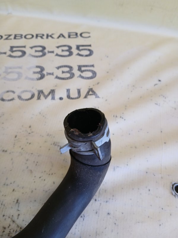 Патрубок системы охлаждения XC90 2016 t27 Патрубок системы охлаждения XC90 2016 t27