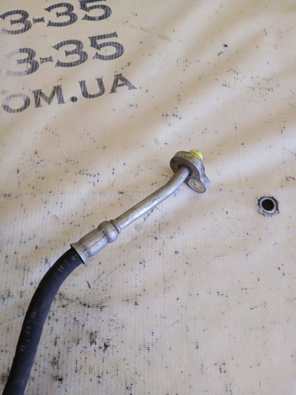 Трубка кондиционера Volvo XC90 t27 Трубка кондиционера Volvo XC90 t27