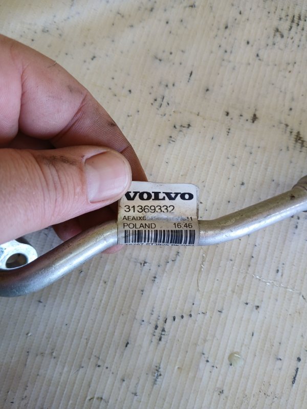 Трубка кондиционера XC90 2016 t27 Трубка кондиционера XC90 2016 t27