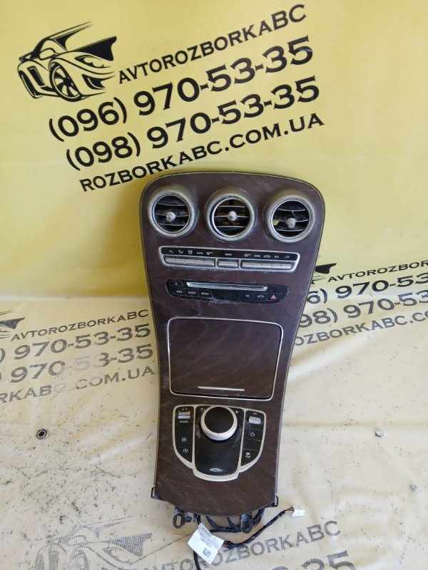 Запчасть декоративная накладка Mercedes-Benz GLC 300 2019 X253 27492031846862 A 253 680 65 02 Б/У Декоративная накладка Mercedes-Benz GLC 300 2019 X253 27492031846862 A 253 680 65 02 Б/У