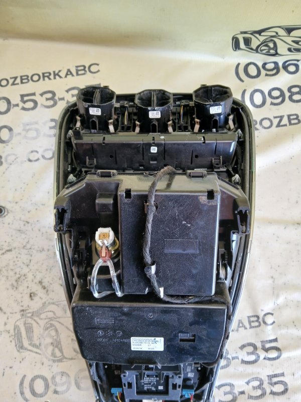 Декоративная накладка GLC 300 2019 X253 27492031846862 Декоративная накладка GLC 300 2019 X253 27492031846862