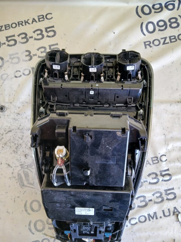 Декоративная накладка GLC 300 2019 X253 27492031846862 Декоративная накладка GLC 300 2019 X253 27492031846862