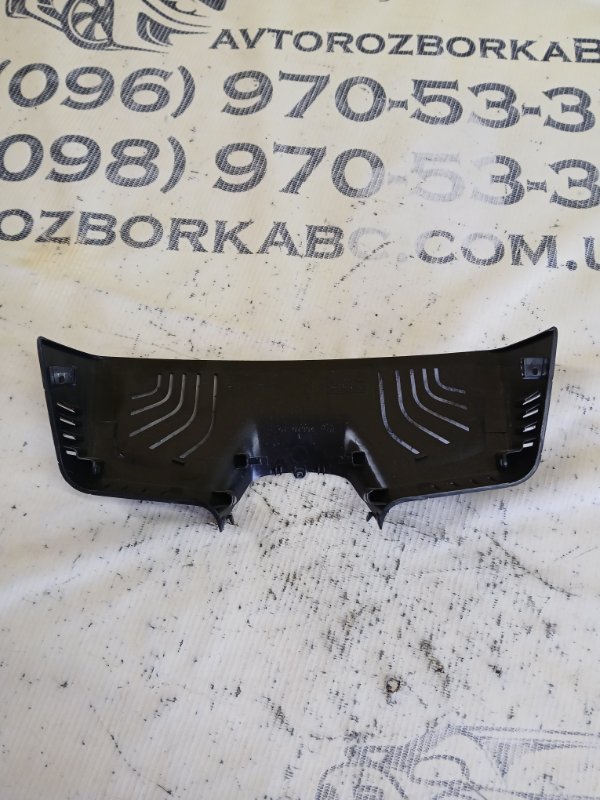 Накладка зеркала салонного BMW 530 G30 XB1142M0 Накладка зеркала салонного BMW 530 G30 XB1142M0