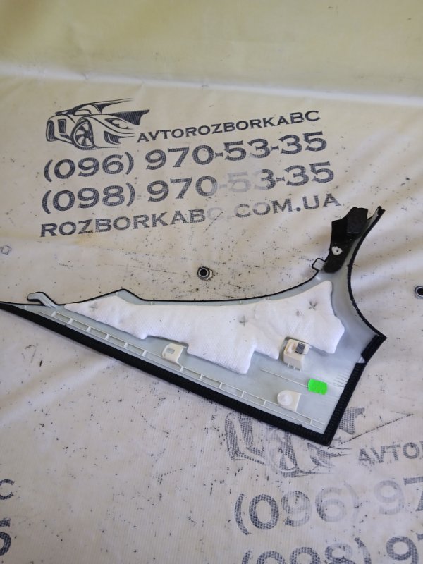 Накладка стойки задняя левая BMW 530 G30 XB1142M0 Накладка стойки задняя левая BMW 530 G30 XB1142M0