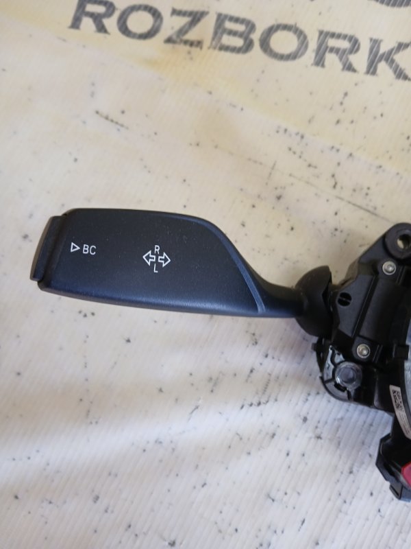 Подрулевой переключатель 530 2018 G30 XB1142M0 Подрулевой переключатель 530 2018 G30 XB1142M0