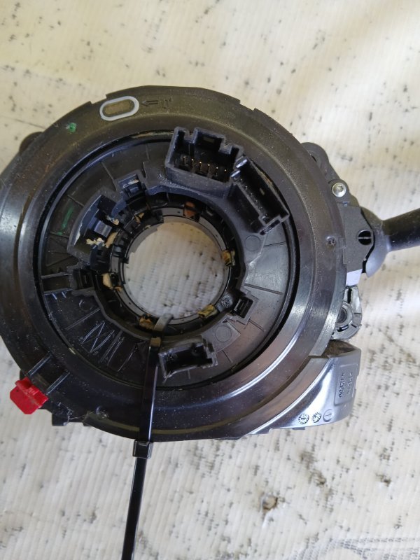 Подрулевой переключатель BMW 530 G30 XB1142M0 Подрулевой переключатель BMW 530 G30 XB1142M0