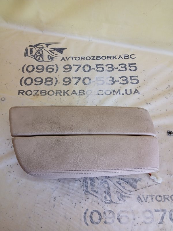 Запчасть подлокотник BMW 530 2018 G30 XB1142M0 51169389356 Б/У Подлокотник BMW 530 2018 G30 XB1142M0 51169389356 Б/У