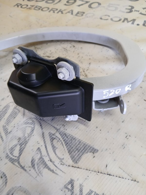 Петля двери багажника задняя правая 530 2018 G30 XB1142M0 Петля двери багажника задняя правая 530 2018 G30 XB1142M0