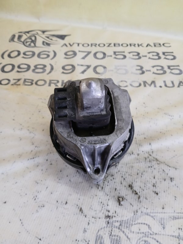 Подушка двигателя передняя правая 530 2018 G30 XB1142M0 Подушка двигателя передняя правая 530 2018 G30 XB1142M0