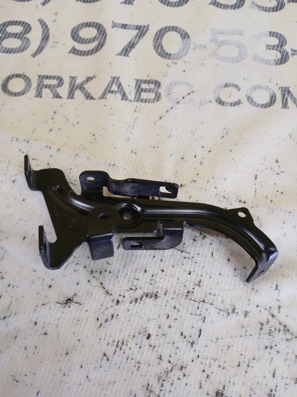 Кронштейн 530 2018 G30 XB1142M0 Кронштейн 530 2018 G30 XB1142M0