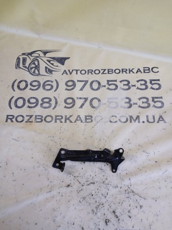 Запчасть кронштейн BMW 530 2018 G30 XB1142M0 11 61 8 602 081 Б/У Кронштейн BMW 530 2018 G30 XB1142M0 11 61 8 602 081 Б/У