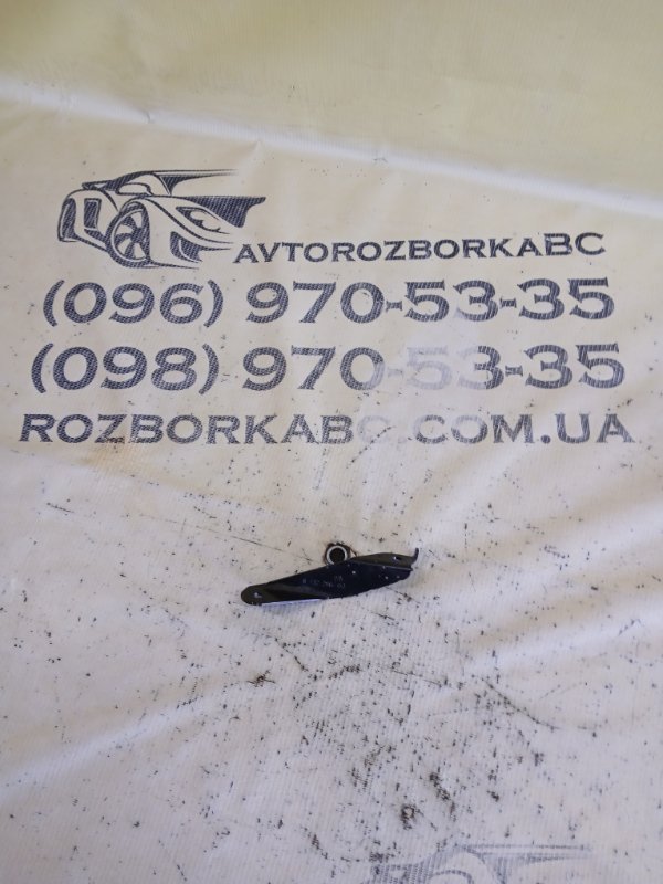 Запчасть кронштейн BMW 530 2018 G30 XB1142M0 17128632290 Б/У Кронштейн BMW 530 2018 G30 XB1142M0 17128632290 Б/У