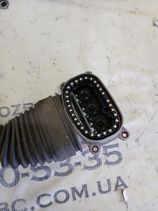 Кабель высоковольтный 530 2018 G30 XB1142M0 Кабель высоковольтный 530 2018 G30 XB1142M0