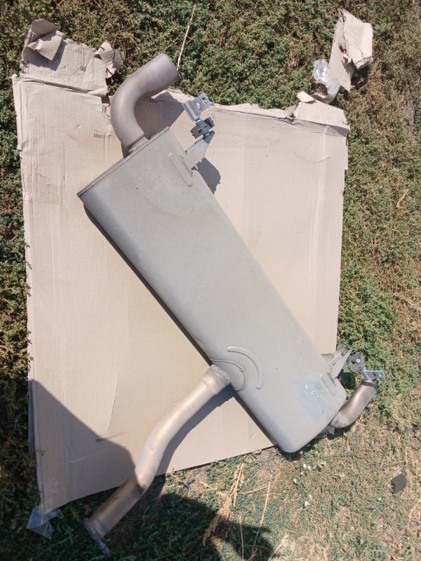 Запчасть глушитель задняя часть с бочкой Mercedes-Benz GLC 300 2019 X253 27492031846862 A2534910001 Б/У Глушитель задняя часть с бочкой Mercedes-Benz GLC 300 2019 X253 27492031846862 A2534910001 Б/У