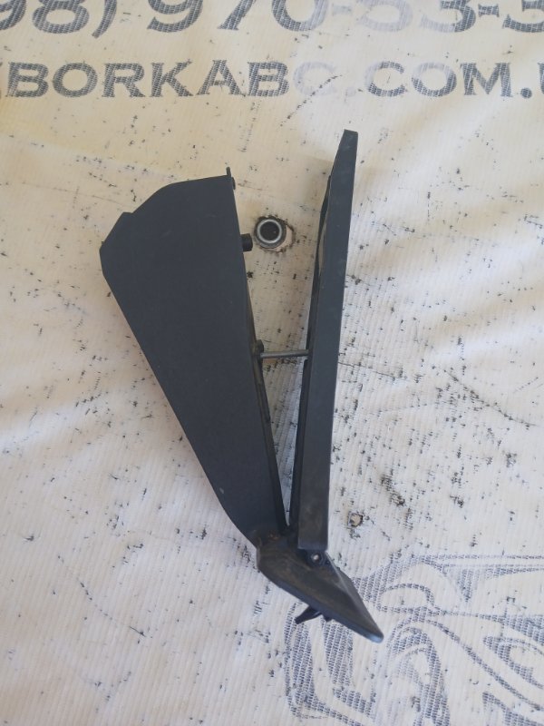 Педаль газа BMW 530 G30 XB1142M0 Педаль газа BMW 530 G30 XB1142M0