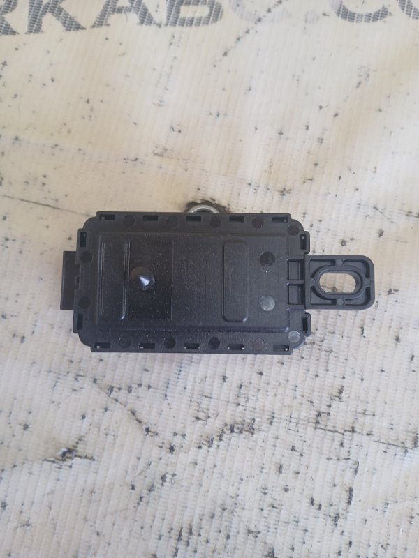 Блок управление BMW 530 G30 XB1142M0 Блок управление BMW 530 G30 XB1142M0