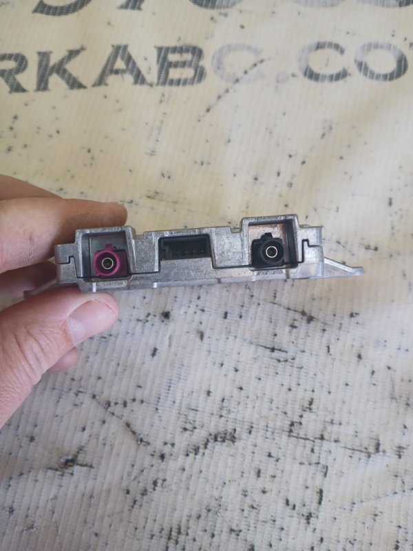 Блок управление/компенсатор LTE BMW 530 G30 XB1142M0 Блок управление/компенсатор LTE BMW 530 G30 XB1142M0