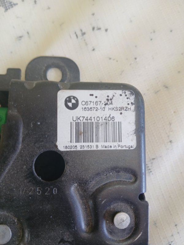 Активатор замка багажника задний 530 2018 G30 XB1142M0 Активатор замка багажника задний 530 2018 G30 XB1142M0