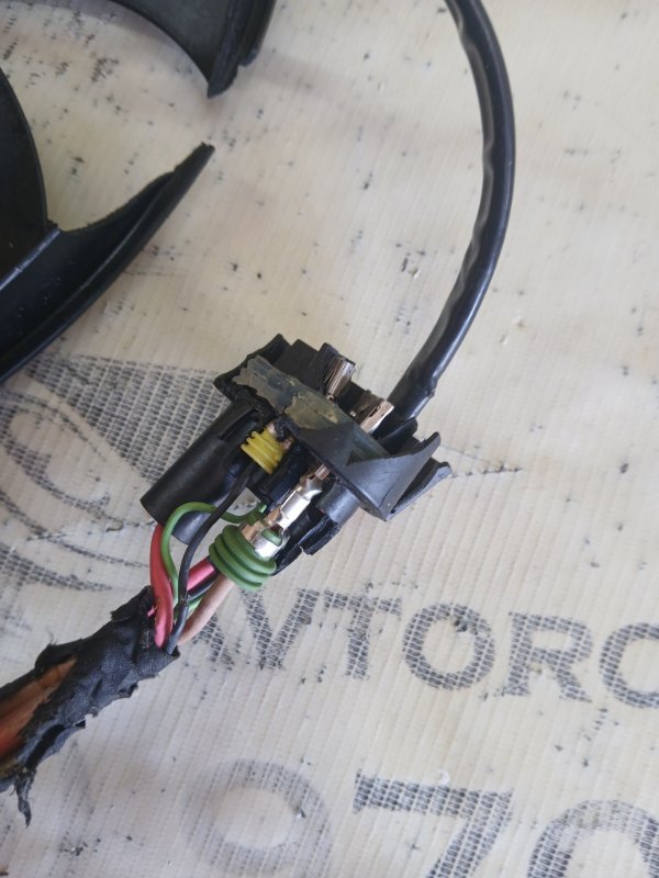 Вентилятор охлаждения радиатора Volkswagen Tiguan Allspace 2.0 DGUA Вентилятор охлаждения радиатора Volkswagen Tiguan Allspace 2.0 DGUA