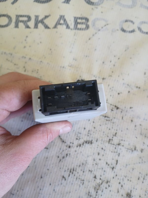 Блок управления рулевой колонки BMW 530 G30 XB1142M0 Блок управления рулевой колонки BMW 530 G30 XB1142M0