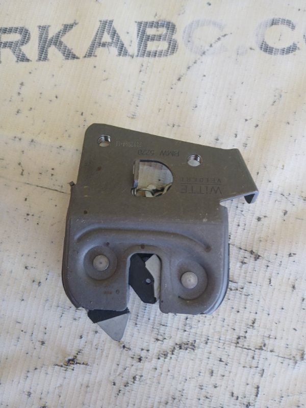 Замок спинки сиденья задний правый BMW 530 G30 XB1142M0 Замок спинки сиденья задний правый BMW 530 G30 XB1142M0