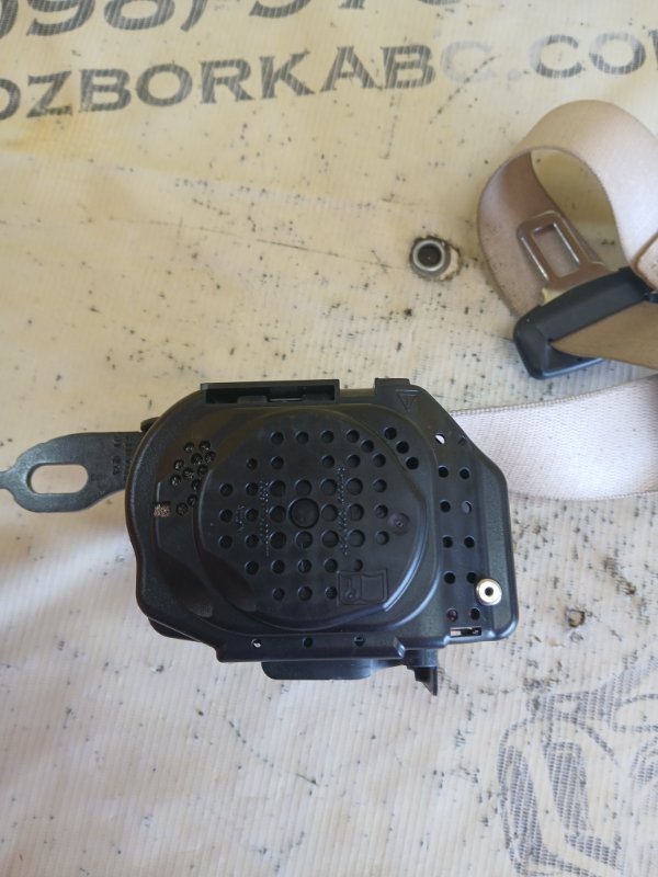 Ремень безопасности задний BMW 530 G30 XB1142M0 Ремень безопасности задний BMW 530 G30 XB1142M0