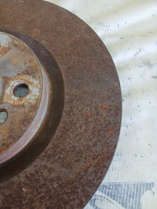 Диск тормозной передний BMW X1 F48 B46A20O1 Диск тормозной передний BMW X1 F48 B46A20O1