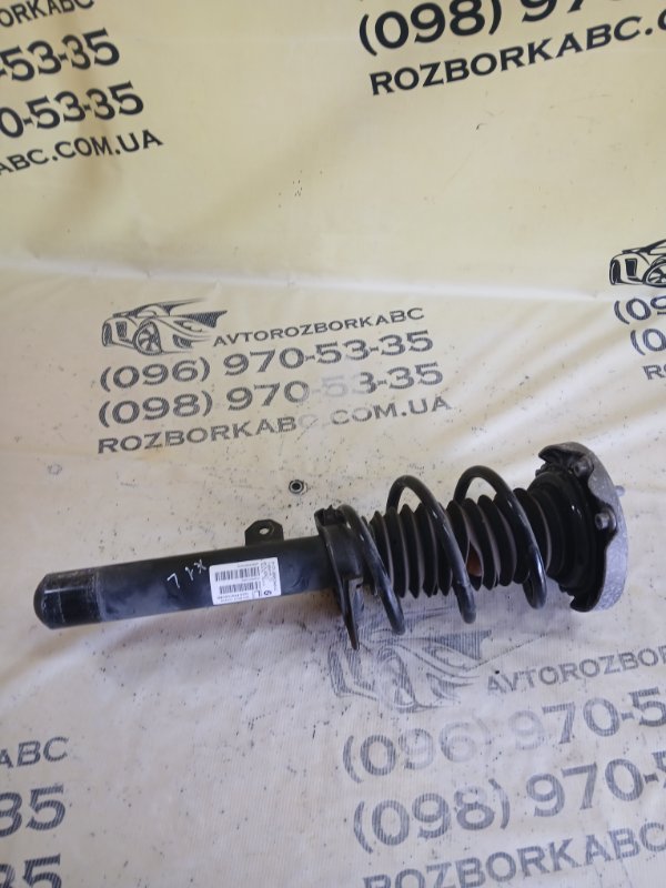 Запчасть амортизатор подвески передний левый BMW X1 2020 F48 B46A20O1 31306886753 Б/У Амортизатор подвески передний левый BMW X1 2020 F48 B46A20O1 31306886753 Б/У