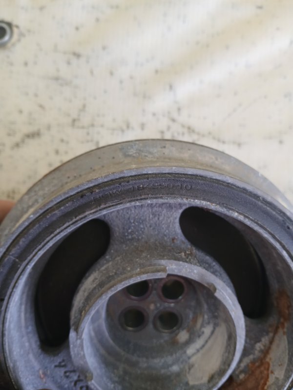 Шкив коленвала X1 2020 F48 B46A20O1 Шкив коленвала X1 2020 F48 B46A20O1